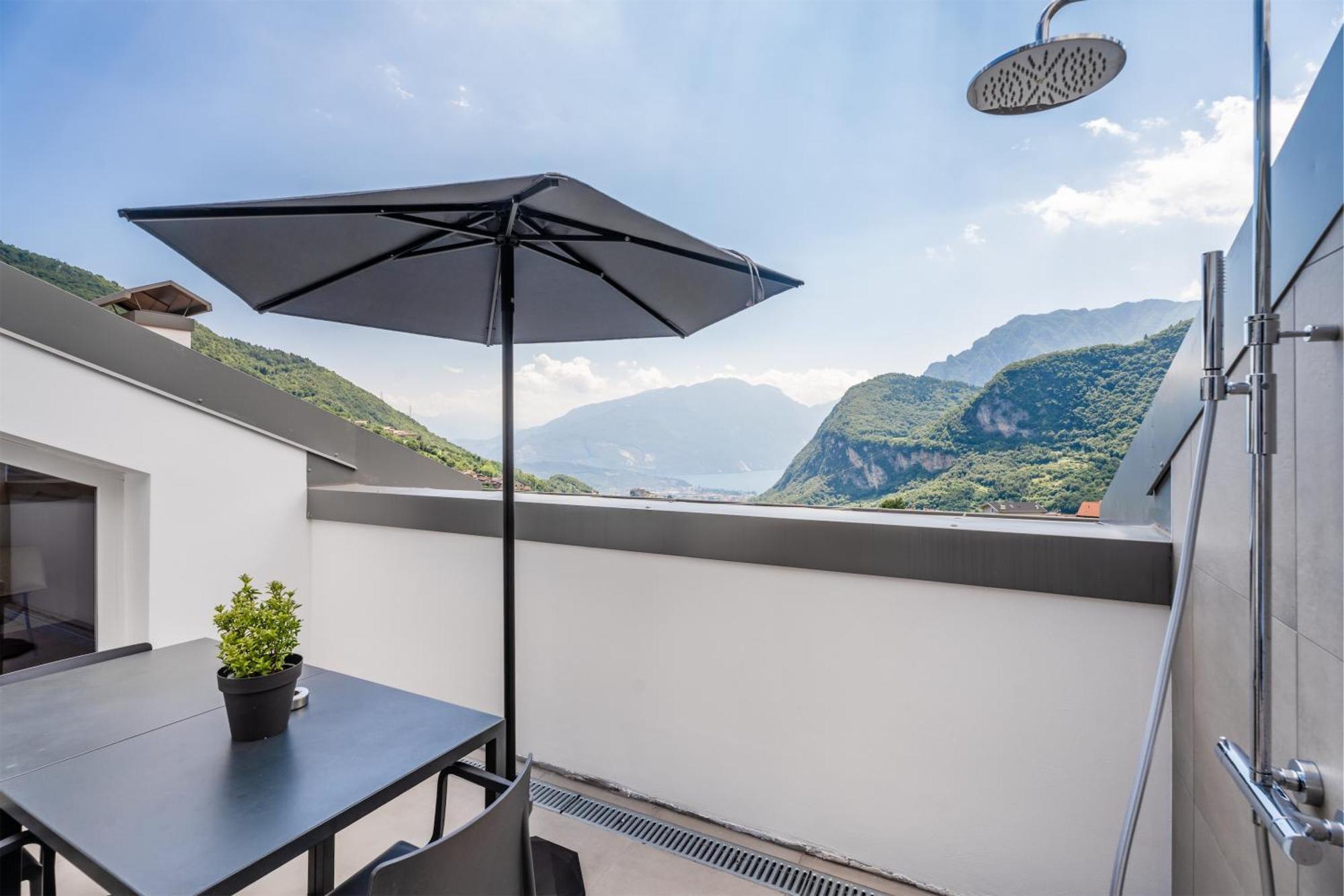 Casa Al Sole Aparthotel Tenno Eksteriør bilde